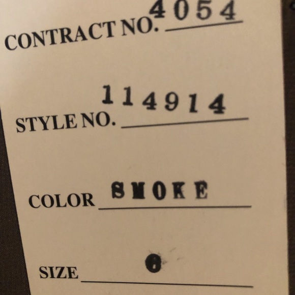 Montage smoke MOB gown - Picture 7 of 7